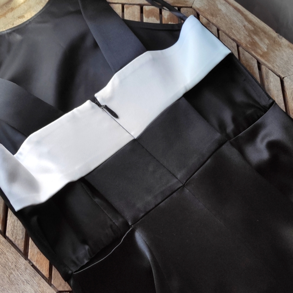 Elegant black prom/formal dress